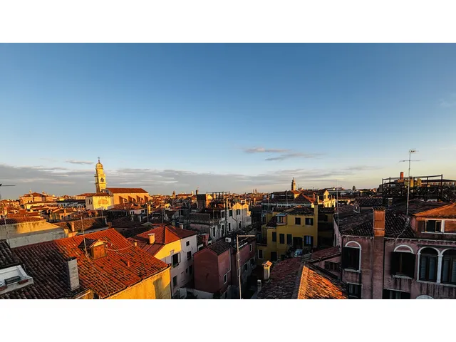 Vista sui tetti dal terrazzo - Suite Falier - Venezia