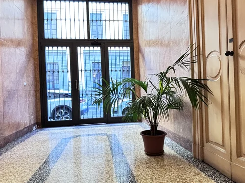 Entrata Apartment Solferino 37 Milano