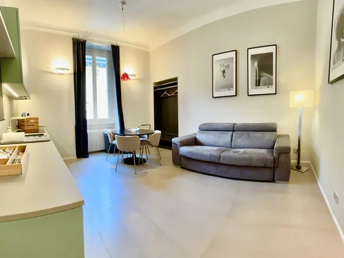 Soggiorno luminosissimo – Apartment Solferino 37, Milano